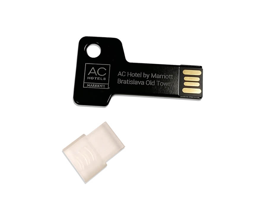 USB kľúč s potlačou - gravírovanie;USB klíč s potiskem - gravírování