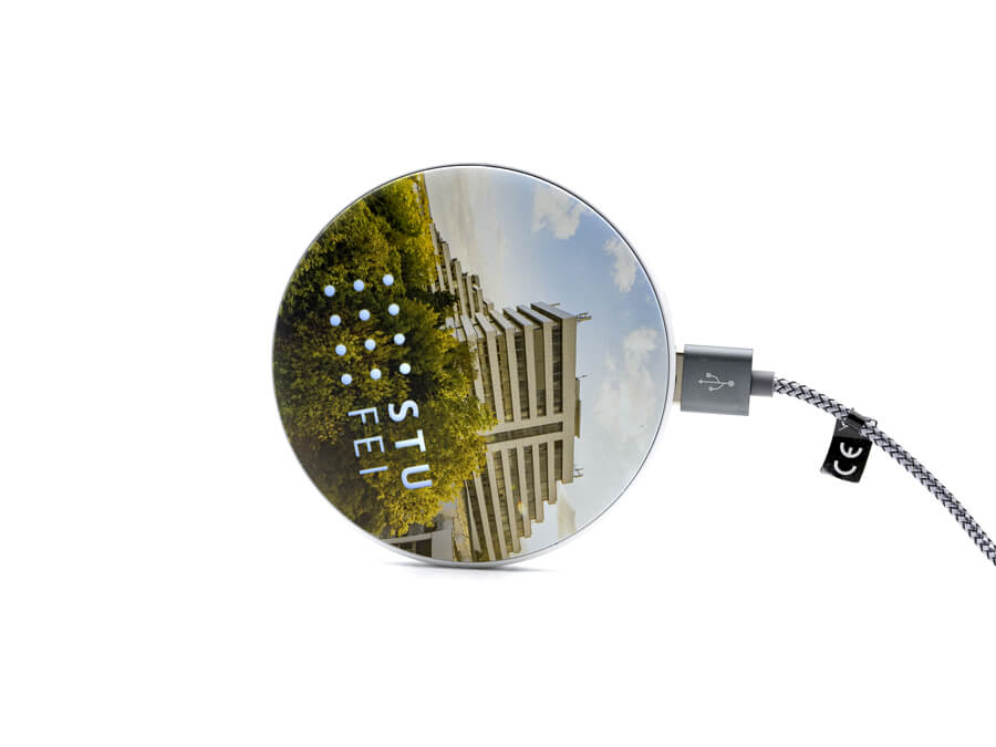 Powerbanka s potlačou - UV potlač a gravírovanie;Powerbanka s potiskem - UV potisk a gravírování