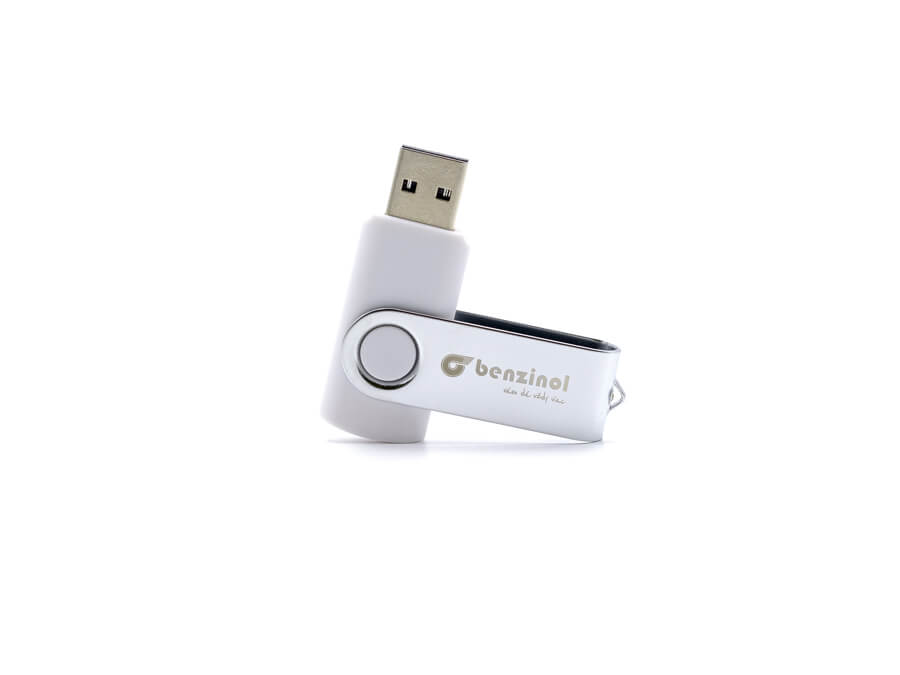 USB kľúč s potlačou - gravírovanie;USB klíč s potiskem - gravírování