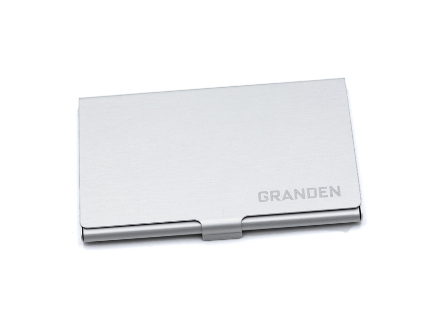 Kovový vizitkár - Gravírovanie laserom;Kovový vizitkář - Gravírování laserem