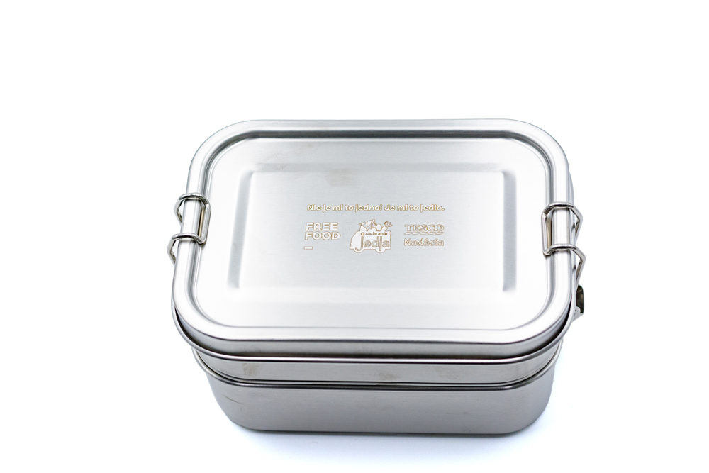 Nádoba na jedlo - Gravírovanie;Nádoba na jídlo - Gravírování