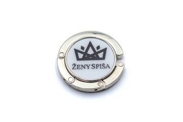 prívesok s vešiakom; přívěsek s věšákem