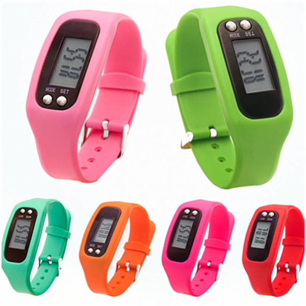 WRISTBAND WITH PEDOMETER