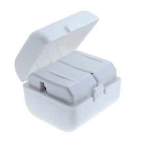 UNIVERSAL TRAVEL ADAPTER IN A PRACTICAL CASE - Reklamnepredmety