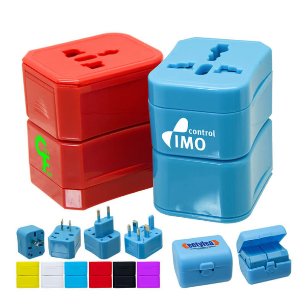 UNIVERSAL TRAVEL ADAPTER IN A PRACTICAL CASE