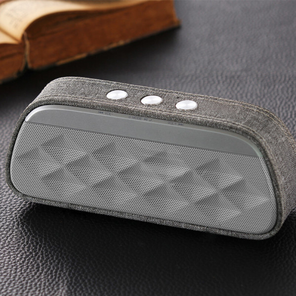 LUXURY BLUETOOTH SPEAKER