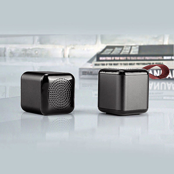 SET OF 2 MINI CUBE BLUETOOTH SPEAKERS WITH TWS FUNCTION
