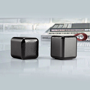 SET OF 2 MINI CUBE BLUETOOTH SPEAKERS WITH TWS FUNCTION - Reklamnepredmety