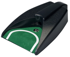 Plastic golf hole for practicing