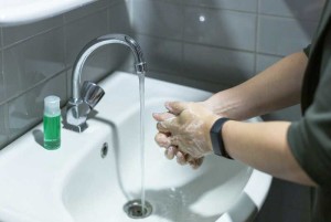 Plastic bottle with hand soap (100 ml)