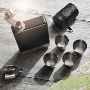 Liqueur flask, cups and funnel SCHWARZWOLF TAHAT - Reklamnepredmety
