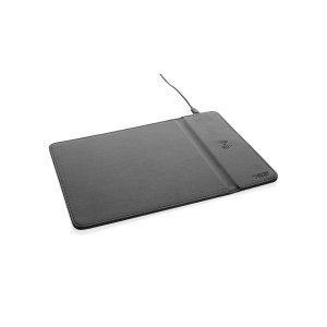 Swiss Peak RCS recycled PU 10W wireless charging mousepad - Reklamnepredmety