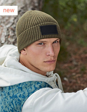Cap with fashionable applique - Reklamnepredmety