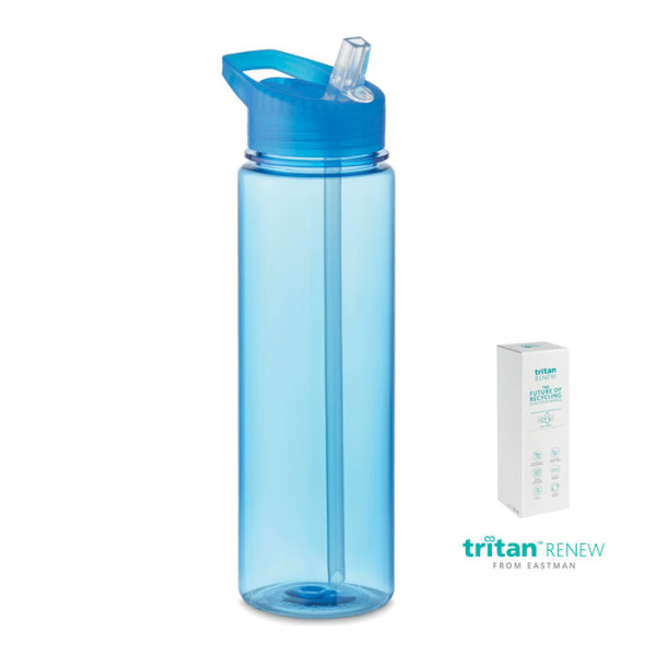 Drinking bottle made of Tritan Renew™ BAY