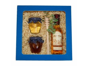 Set of 2 types of honey in a cardboard box - Reklamnepredmety