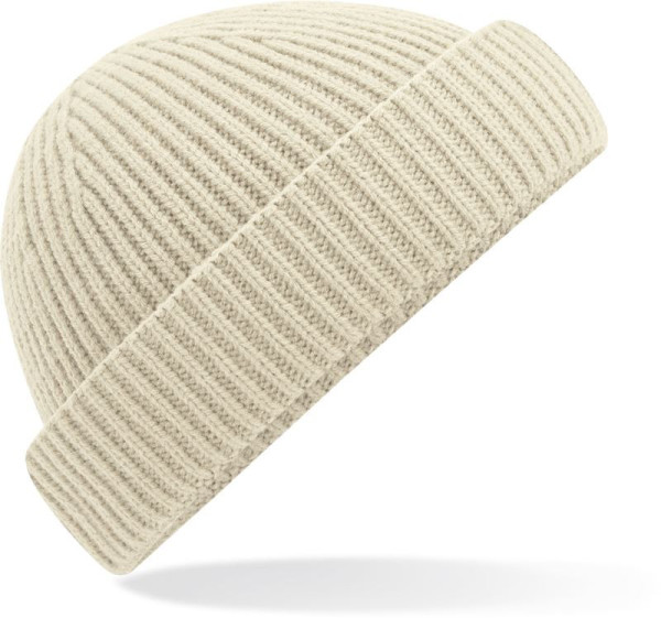 Short knitted hat with Harbor cuff