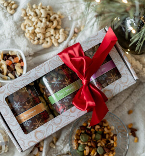 Gift packaging of nuts 1 550 g - Reklamnepredmety