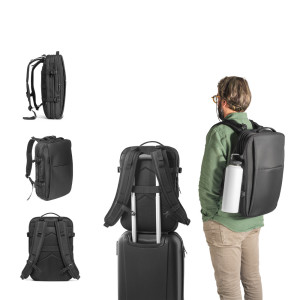 DALLAS. Travel backpack made of recycled 600D polyester with high density for a 17.3" laptop - Reklamnepredmety