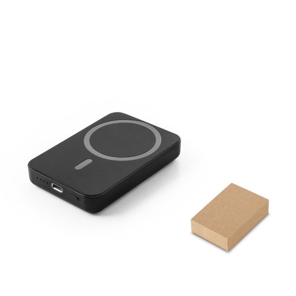 AMPERE. 5000 mAh magnetic power bank with 15 W super fast wireless charger in 100% rABS