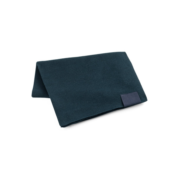 SERENITY. Scarf from recycled polyester (100% rPET)