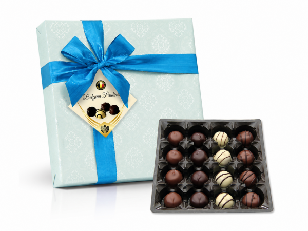 Selection of Belgian pralines in metallic paper with a red bow 200 g