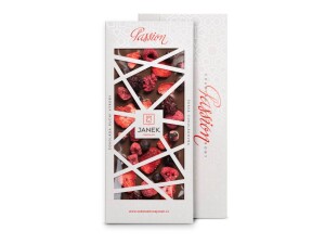 41.3% milk chocolate Passion with strawberries, raspberries, blackberries and currants
