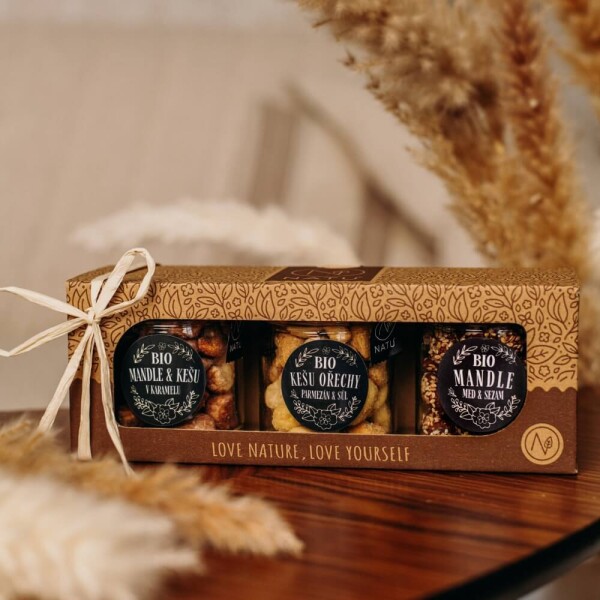 Gift set of ORGANIC flavored nuts (3 × 70 g)