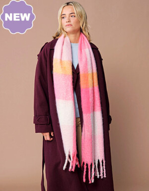 Fluffy Check Scarf - Reklamnepredmety