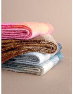 Fluffy Check Scarf - Reklamnepredmety