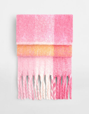 Fluffy Check Scarf - Reklamnepredmety