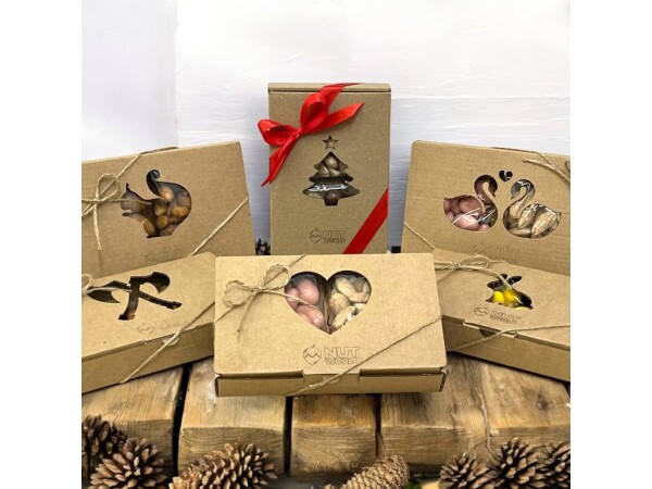 Corporate gift 2 × 50 g nuts with custom cutout