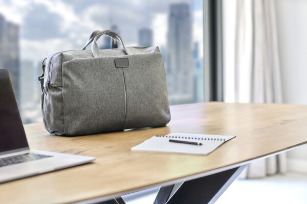 BrandCharger laptop bag