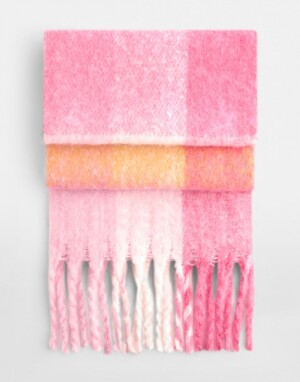 Fluffy Check Scarf - Reklamnepredmety