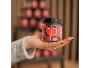 Almonds covered in fruit chocolate 125 g - Reklamnepredmety