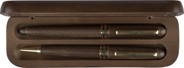 Walnut wood pen set