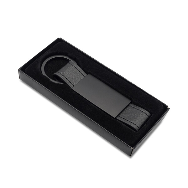 NOTTE metal pendant