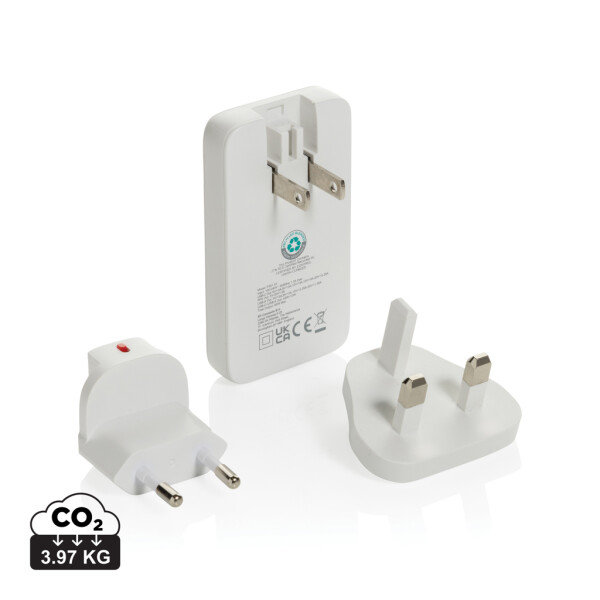 Fluxo RCS 65W flat GAN charger with universal connectors