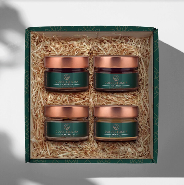 Gift package 2 (Three creams 125 g + hazelnuts)