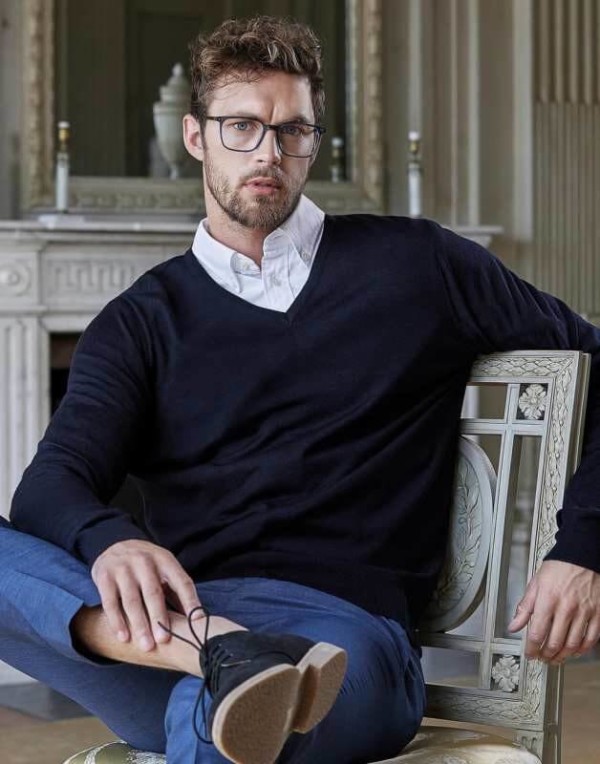 Men`s V-Neck Sweater