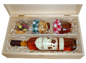 Set of mead + honey + dried cranberries in honey in a wooden box Natur - Reklamnepredmety