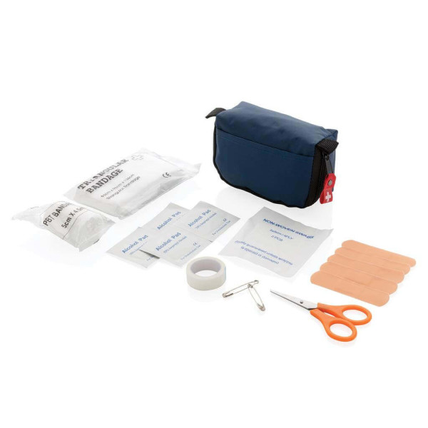 First aid set in pouch