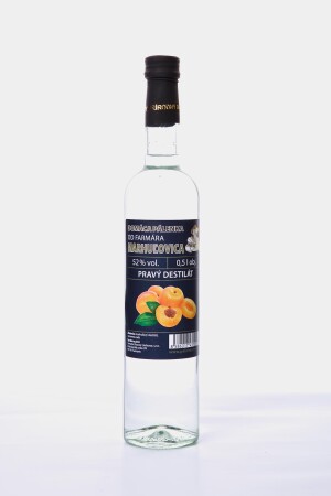 Homemade brandy from FARMÁR - Apricot brandy 52%, 500 ml - Reklamnepredmety