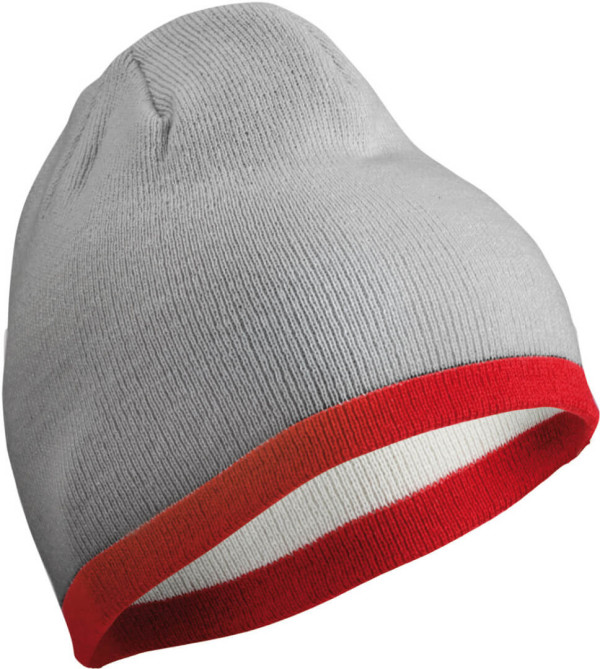 Beanie with contrasting border