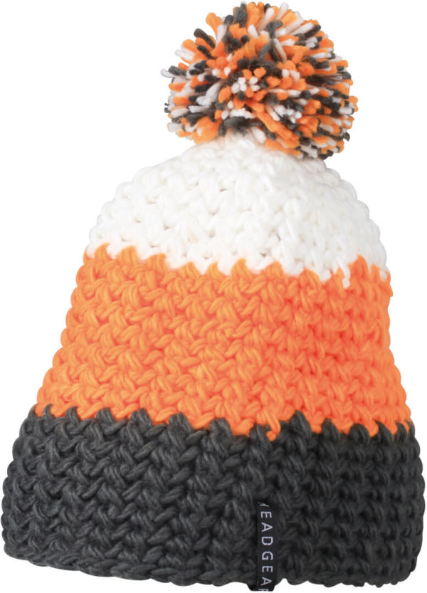 3-colour crocheted hat with pompon