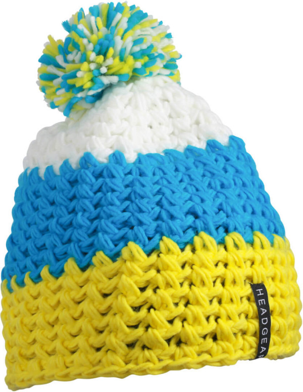 3-colour crocheted hat with pompon