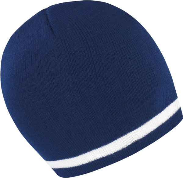 Beanie with contrasting stripes